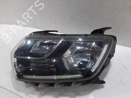 Left headlight DACIA DUSTER (HM_) 1.3 TCe 130 (HMMF) | BP32683063C28