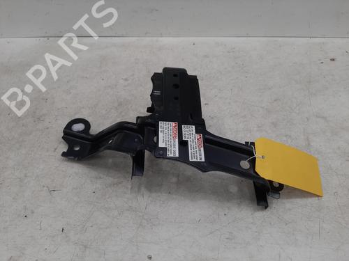 Support LEXUS NX (_Z1_) 300h AWD (AYZ15) | BP26842507C155