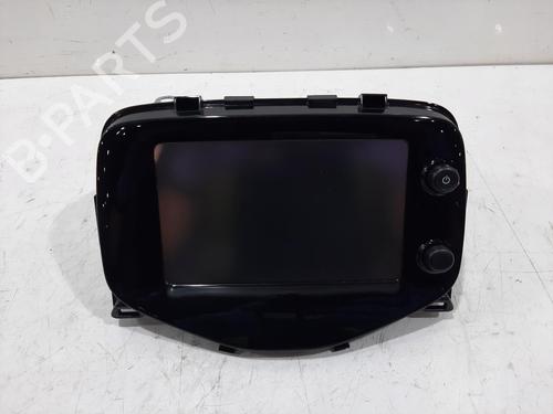 radio-toyota-aygo-_b4_-2014-36891108 main image