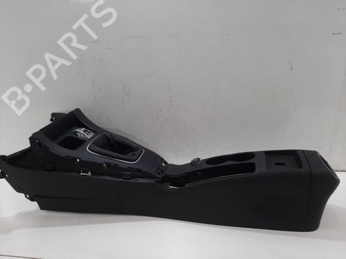 Used Middle console ALFA ROMEO GIULIETTA (940_) 1.4 TB (940FXB1A, 940FXB11) (170 hp) 30304047