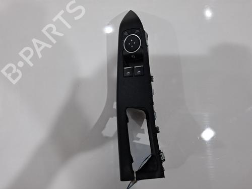 Used Right front window switch Right front window switch 38338823 38338823
