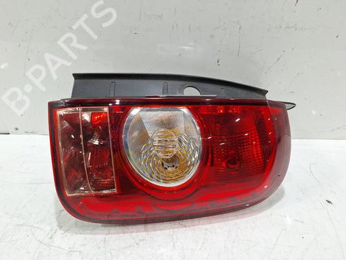 Piloto trasero derecho Piloto trasero derecho DACIA DUSTER (HS_) 1.5 dCi 4x4 (109 hp) 39916942 39916942
