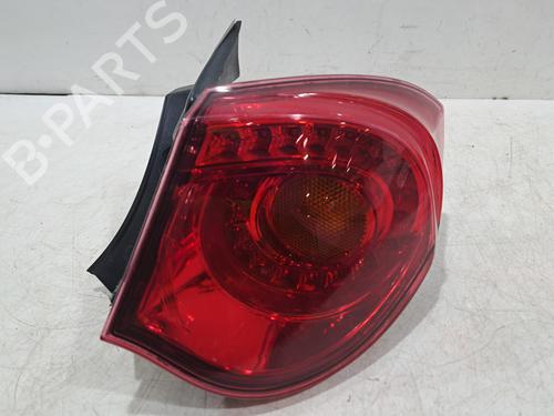 Højre baglygte ALFA ROMEO GIULIETTA (940_) 2.0 JTDM (940FXE1A, 940FXG11) (170 hp) 30057981