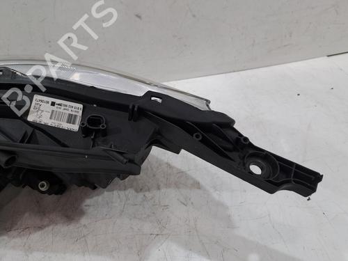 Right headlight PEUGEOT 2008 I (CU_) 1.2 VTi | BP31846990C29