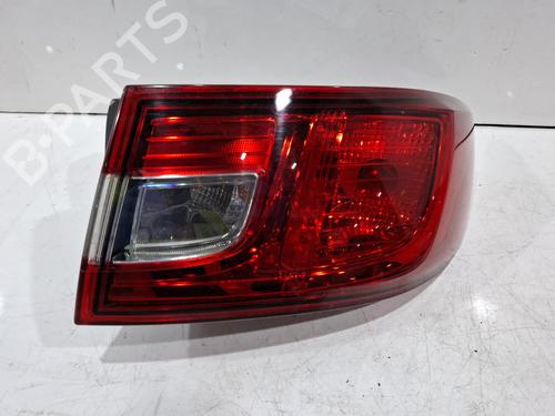 right-taillight-renault-clio-iv-bh_-2012-2013-2014-2015-2016-2017-2018-2019-2020-2021-39983627 main image