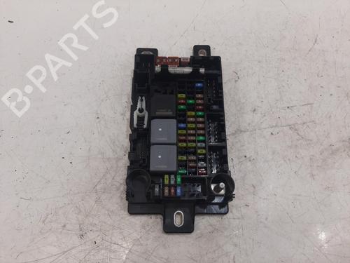 Used Fuse box LAND ROVER RANGE ROVER EVOQUE (L551) 2.0 D200 MHEV 4x4 (204 hp) 32851277