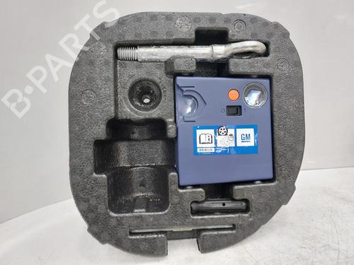 Used Jack Kit VAUXHALL ADAM (M13) 1.2 (69 hp) 26827967