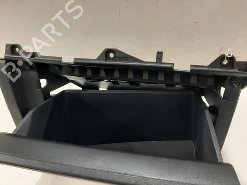 Glove box TOYOTA COROLLA Estate (_E21_) 2.0 Hybrid (MZEH12) | BP31341437C95 