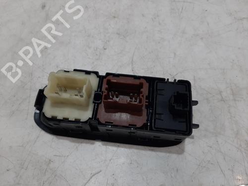 Switch DACIA DUSTER (HM_) 1.3 TCe 130 (HMMF) | BP32529468I30