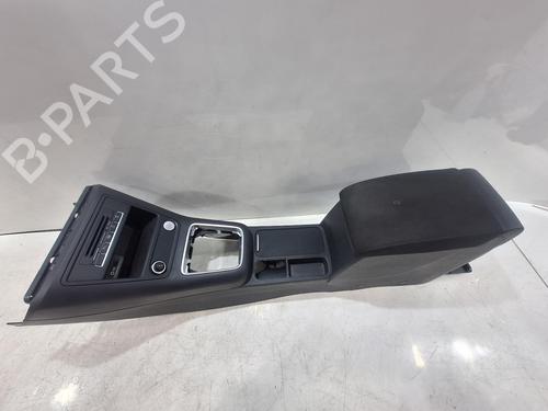 Used Middle console Middle console VW TIGUAN (5N_) 2.0 TDI (150 hp) 40164127 40164127