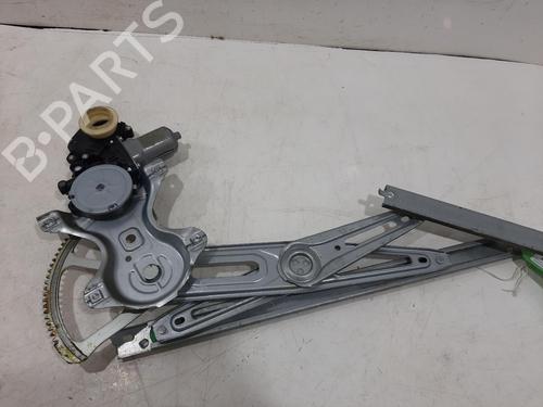 Front right window mechanism TOYOTA YARIS (_P13_) 1.3 (NSP130_, NSP130) | BP30095041C23