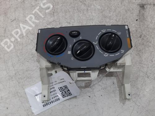 Used Climate control VAUXHALL VIVARO A Bus (X83) 2.0 CDTI (90 hp) 32422785
