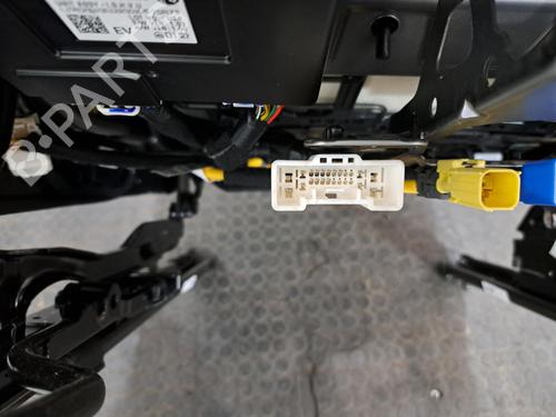Right front seat HYUNDAI KONA (SX2) GDi Hybrid | BP39951709C16 - Image 6