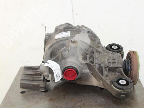 Rear differential LAND ROVER DISCOVERY V (L462) 3.0 SDV6 4x4 | BP26814675M24