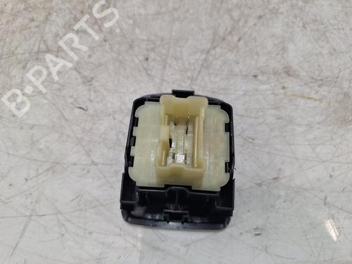 Switch DACIA SANDERO II TCe 90 (B8M1, B8MA, B8AC) | BP32145059I30 