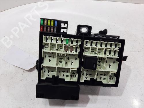 scatola-fusibili-jaguar-i-pace-x590-2018-31978078 main image