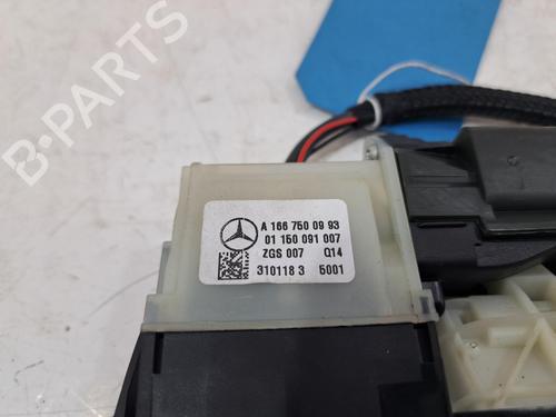 Tailgate handle MERCEDES-BENZ A-CLASS (W176) A 180 (176.042) | BP31903512C132