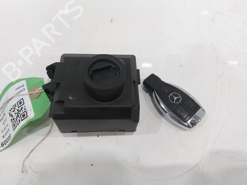 Used Ignition barrel MERCEDES-BENZ CLA Coupe (C117) CLA 180 (117.342) (122 hp) 26815856