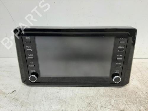 Radio TOYOTA COROLLA Hatchback (_E21_, _EA1_, _EH1_) 1.8 Hybrid (ZWE211) | BP26835385E6 