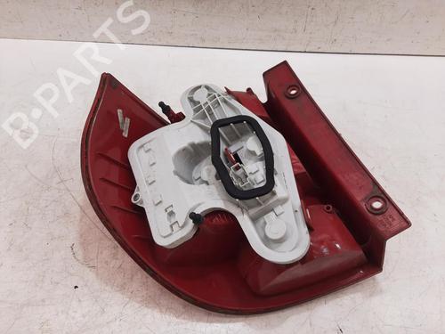 Right taillight SKODA YETI (5L) 2.0 TDI 4x4 | BP33647484C35 - Image 4