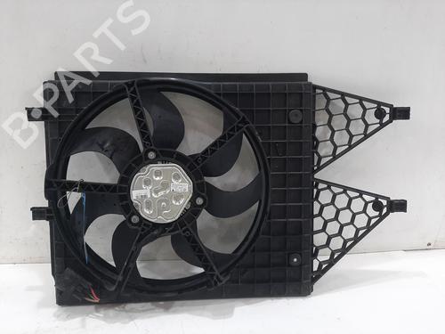 Used Radiator fan AUDI A1 Sportback (8XA, 8XF) 1.4 TFSI (140 hp) 31286086