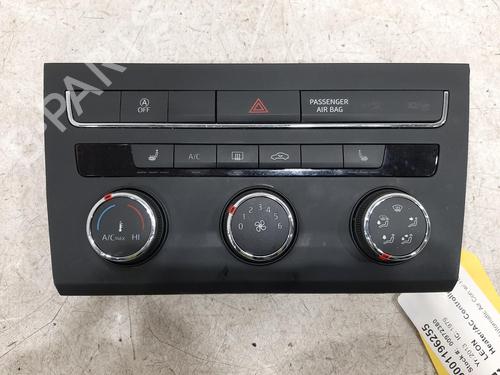 Used Climate control SEAT LEON (5F1) 1.4 TSI (140 hp) 26775151