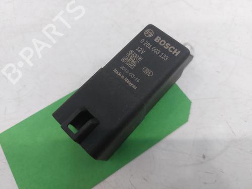 Used Control unit LAND ROVER DISCOVERY V (L462) 3.0 SDV6 4x4 (306 hp) 26835531