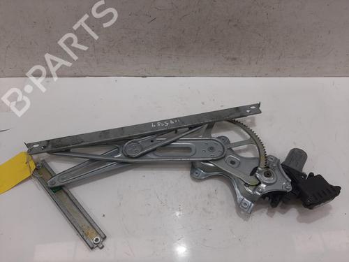 Used Front right window mechanism Front right window mechanism TOYOTA YARIS (_P13_) 1.3 (NSP130_, NSP130) (99 hp) 33467584 33467584