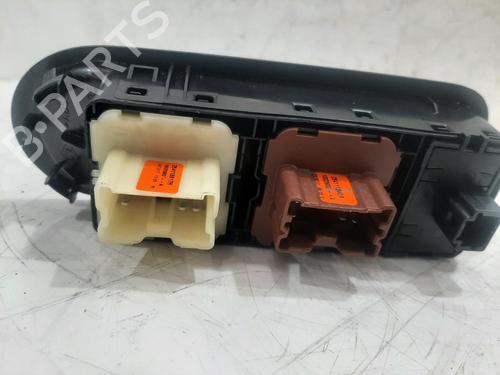 Switch DACIA DUSTER (HS_) 1.5 dCi | BP32478188I30 