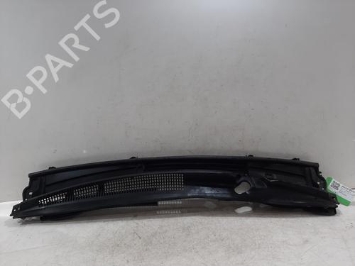 Used Scuttle panel Scuttle panel TOYOTA YARIS (_P13_) 1.3 (NSP130_, NSP130) (99 hp) 33212084 33212084