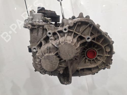 Gearbox VOLVO V40 Hatchback (525) D3 | BP31927948M3