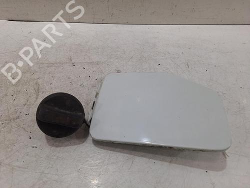 fuel-flap-suzuki-jimny-closed-off-road-vehicle-a6g-2018-32409626 main image