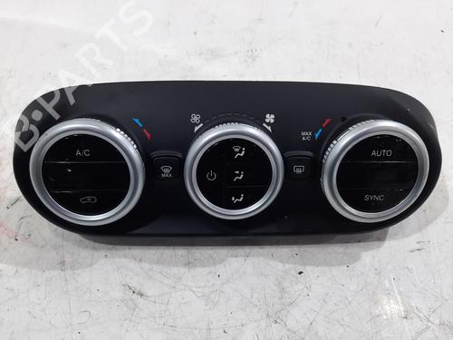 Used Climate control FIAT 500X (334_) 1.4 (334AXC1B, 334AXC11) (140 hp) 26825680
