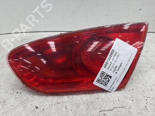 Used Right taillight SEAT LEON (1P1) 1.2 TSI (105 hp) 26847153