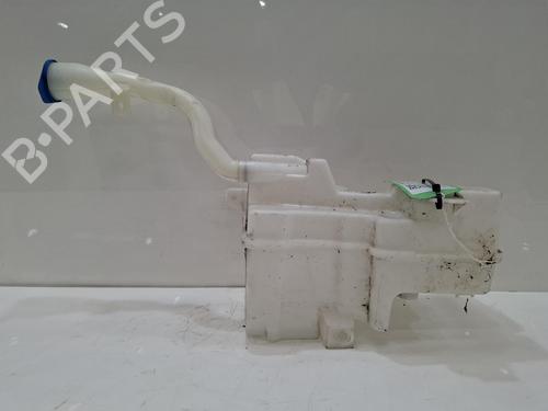 Used Windscreen washer tank Windscreen washer tank 39070682 39070682