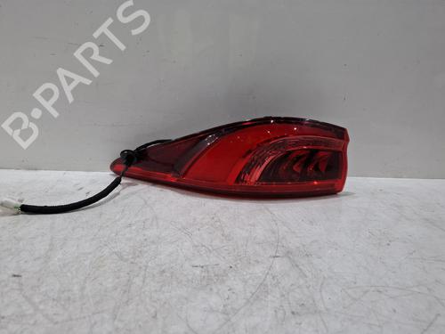 Used Right taillight Right taillight 39471365 39471365
