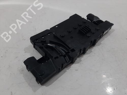 Fuse box LAND ROVER RANGE ROVER IV (L405) 4.4 SDV8 4x4 | BP29417604E1 