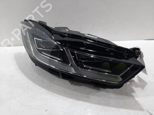 Used Right headlight JAGUAR I-PACE (X590) EV400 AWD (400 hp) 30324194