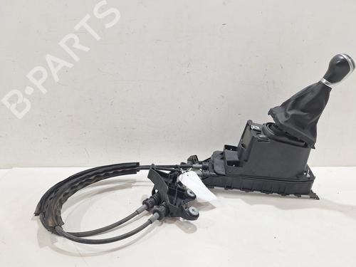 Used Gear lever VW TOURAN (5T1) 1.5 TSI (150 hp) 26787737