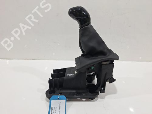 Used Gear lever PEUGEOT 208 I (CA_, CC_) 1.2 VTI 82 (82 hp) 26765273