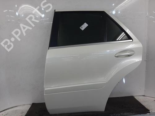 Used Left rear door Left rear door 38446005 38446005