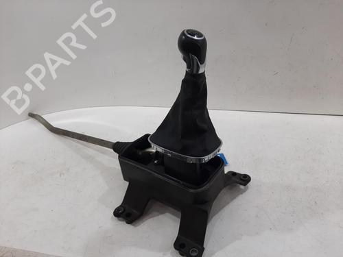 Used Gear lever VAUXHALL ADAM (M13) 1.2 (69 hp) 32041067