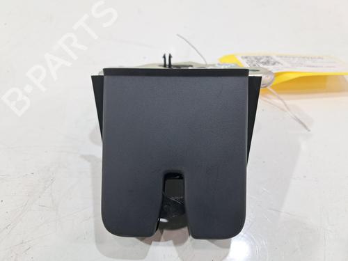 Used Tailgate lock SKODA KAROQ (NU7, ND7) 1.6 TDI (115 hp) 31209734