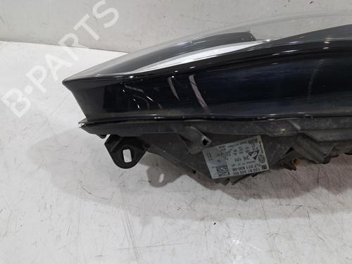 Right headlight VAUXHALL CORSA Mk IV (E) (X15) 1.4 | BP31846890C29 