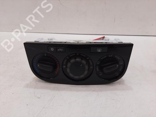 Used Climate control VAUXHALL CORSA Mk III (D) (S07) 1.4 (L08) (101 hp) 29496494