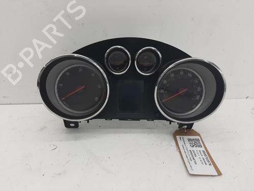 Used Instrument cluster VAUXHALL ZAFIRA Mk III (P12) 2.0 CDTi (75) (165 hp) 26798253