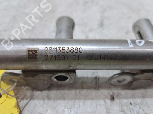Injection rail PEUGEOT 2008 I (CU_) 1.2 THP 130 / PureTech 130 | BP38777057M98 - Image 2