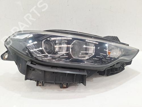 Højre forlygte FIAT TIPO Hatchback (356_, 357_) 1.6 D (356HXG1B, 356HXG11) (120 hp) 26847872