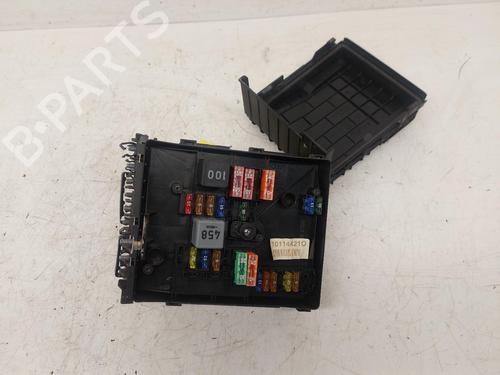 Fuse box VW GOLF VI (5K1) 1.6 | BP26839691E1 