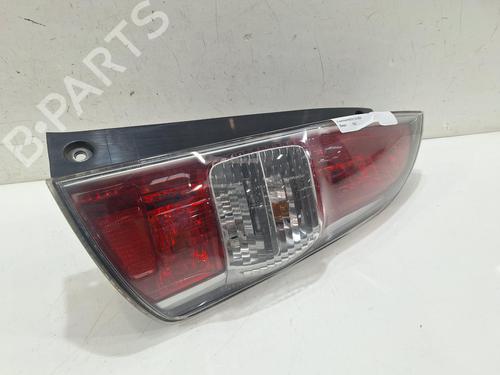 Feu arrière droit DAIHATSU SIRION (M3_) 1.0 (M300) (70 hp) 27480776